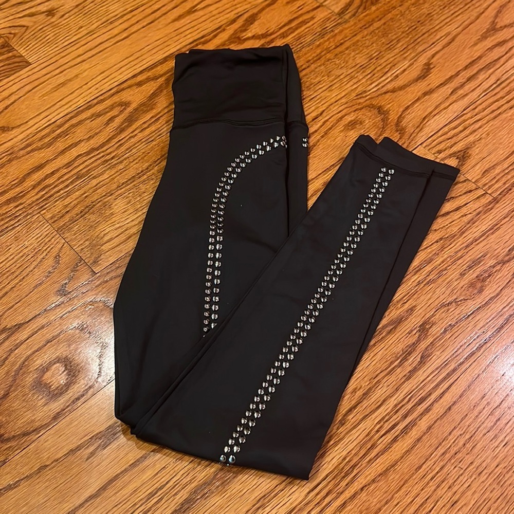 Strut This Woman’s Black Stud Leggings One Size